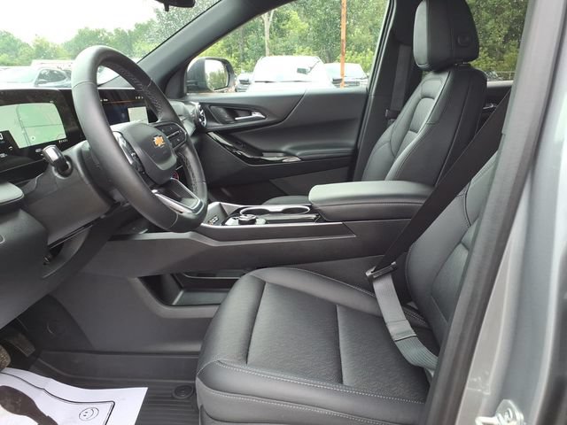 Used 2026 Chevrolet Equinox LT w/ Convenience Package II FWD image 12