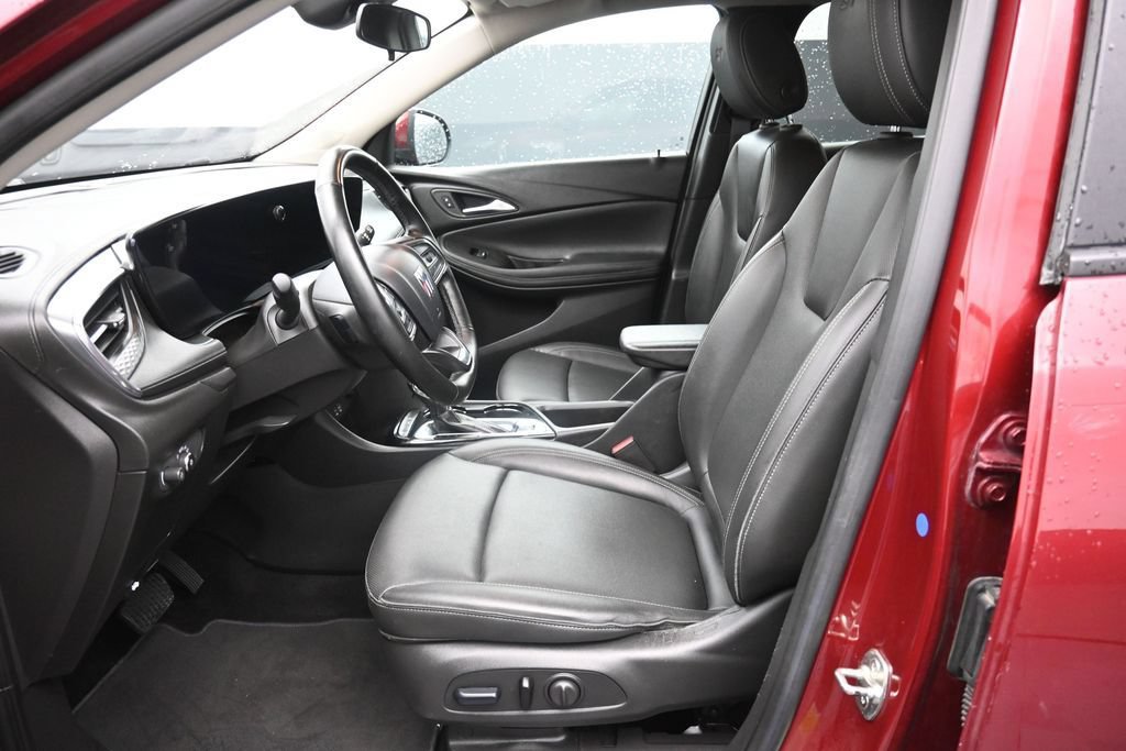 Used 2024 Buick Encore GX Sport Touring w/ Comfort Package FWD image 21