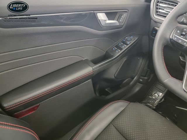 Certified 2023 Ford Escape ST-Line w/ Tech Pack #1 AWD/4WD image 33