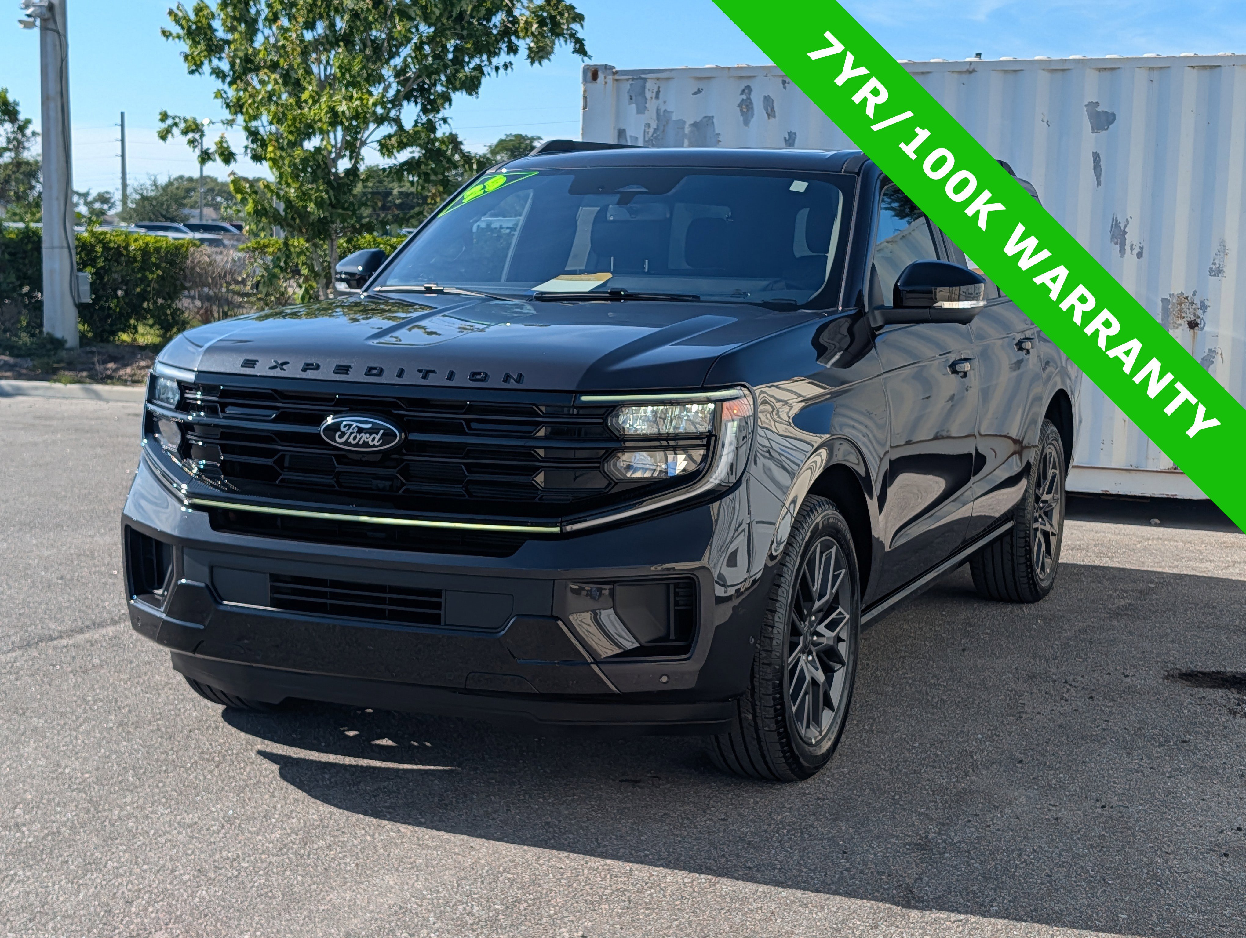 Certified 2025 Ford Expedition Max Platinum w/ Stealth Performance Package AWD/4WD image 7