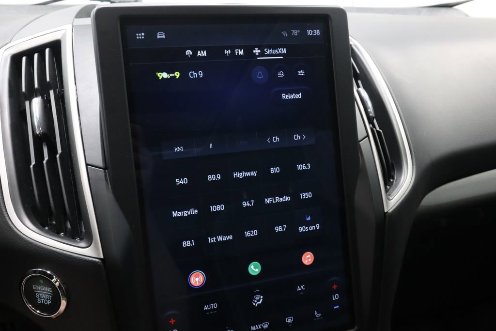 Certified 2024 Ford Edge SEL w/ Convenience Package AWD/4WD image 9