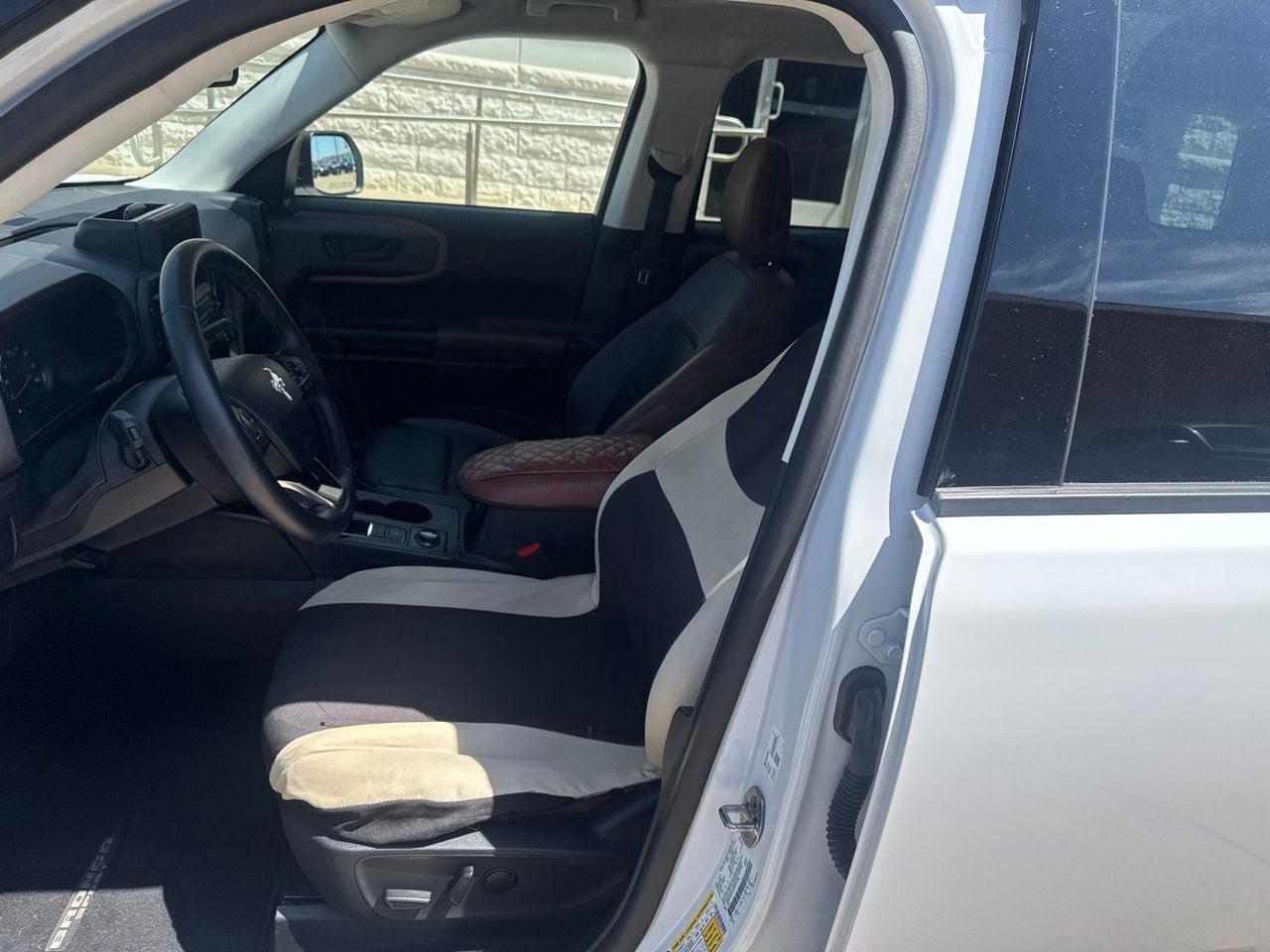 Certified 2024 Ford Bronco Sport Outer Banks w/ Tech Package AWD/4WD image 9