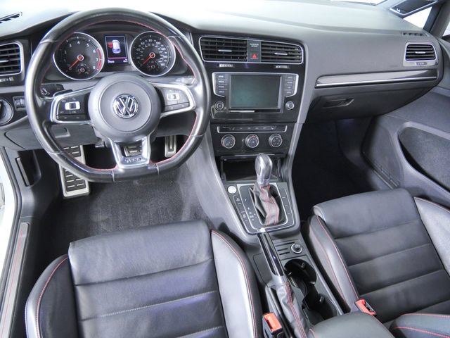 Used 2017 Volkswagen GTI SE FWD image 4