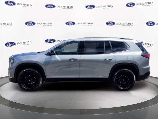 Used 2024 GMC Acadia Elevation w/ Luxury Package AWD/4WD image 2