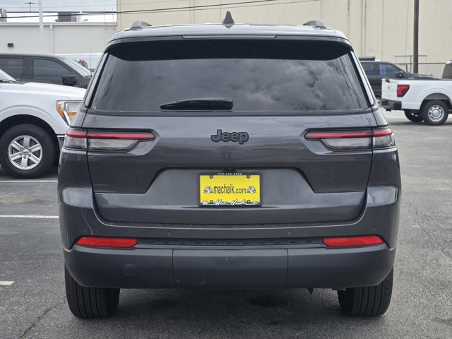 Used 2024 Jeep Grand Cherokee L Altitude image 4
