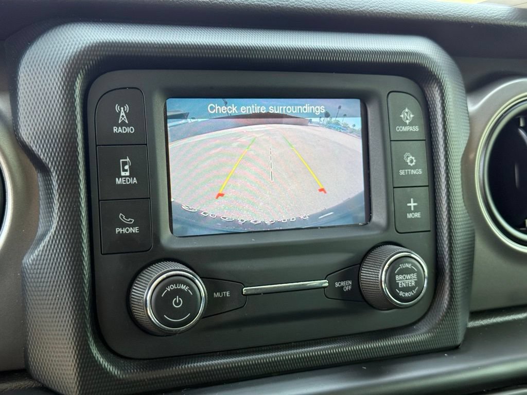 Used 2021 Jeep Wrangler Unlimited Sport AWD/4WD image 10