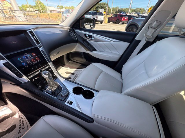 Used 2021 INFINITI Q50 Luxe w/ Cargo Package RWD image 18
