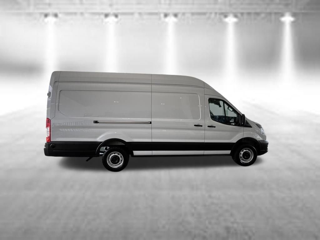 Certified 2025 Ford Transit 250 148 High Roof Extended RWD image 3