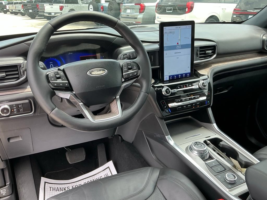 Certified 2023 Ford Explorer Platinum w/ Technology Package AWD/4WD image 36