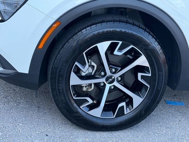 Used 2024 Kia Sportage EX w/ EX Premium Package AWD/4WD image 4