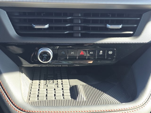 Certified 2025 Ford Explorer ST image 22