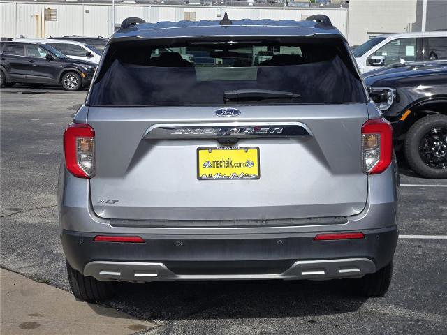 Certified 2023 Ford Explorer XLT w/ Equipment Group 202A RWD image 6