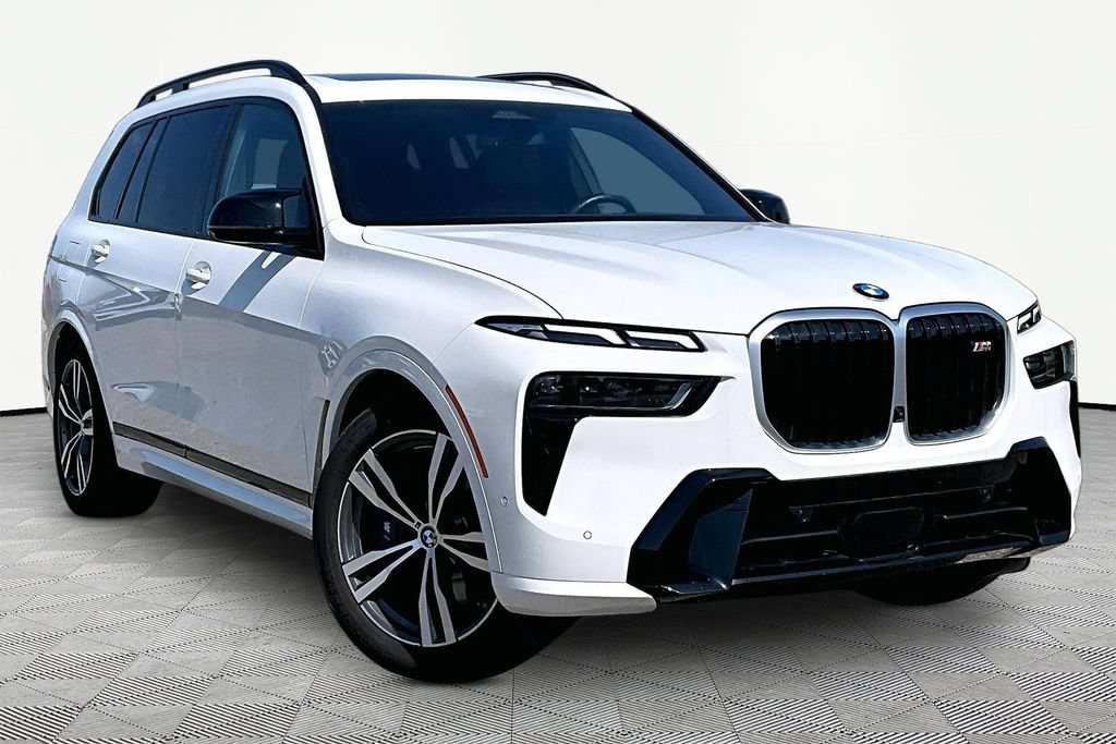 Used 2025 BMW X7 M60i w/ Climate Comfort Package AWD/4WD image 12