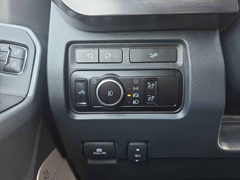 Certified 2024 Ford F250 Lariat w/ Sport Appearance Package AWD/4WD image 42