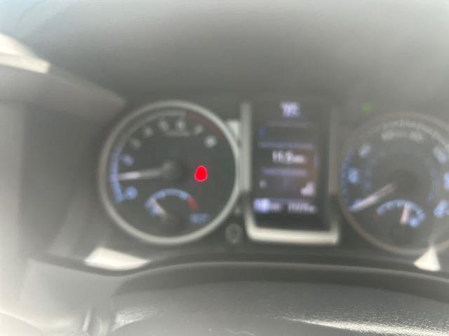 Used 2022 Toyota Tacoma Limited AWD/4WD image 12