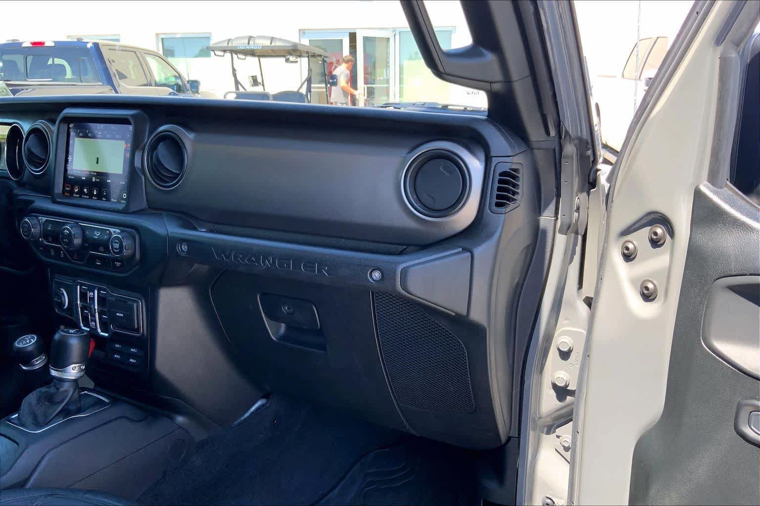 Used 2021 Jeep Wrangler Unlimited Sport AWD/4WD image 18