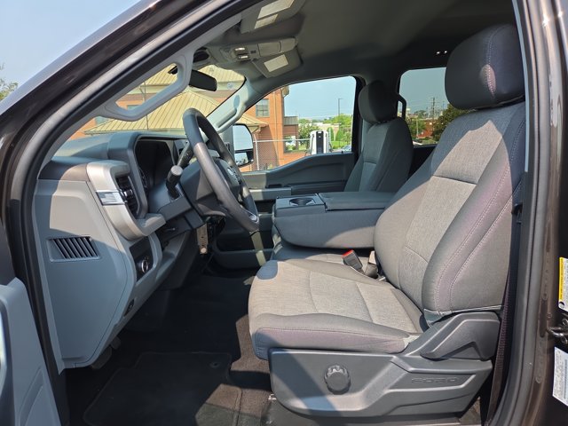 Certified 2024 Ford F250 XL w/ STX Appearance Package AWD/4WD image 10
