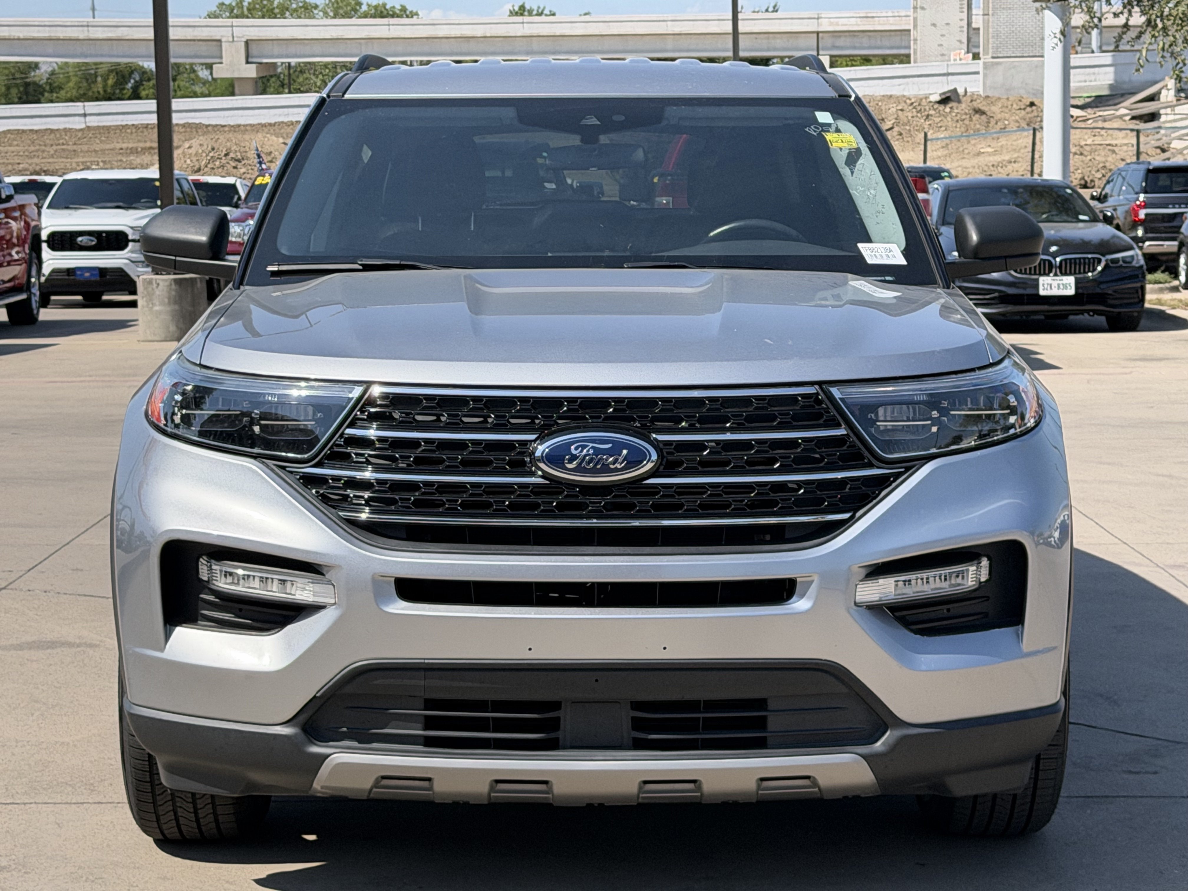 Certified 2021 Ford Explorer XLT w/ Equipment Group 202A RWD image 8
