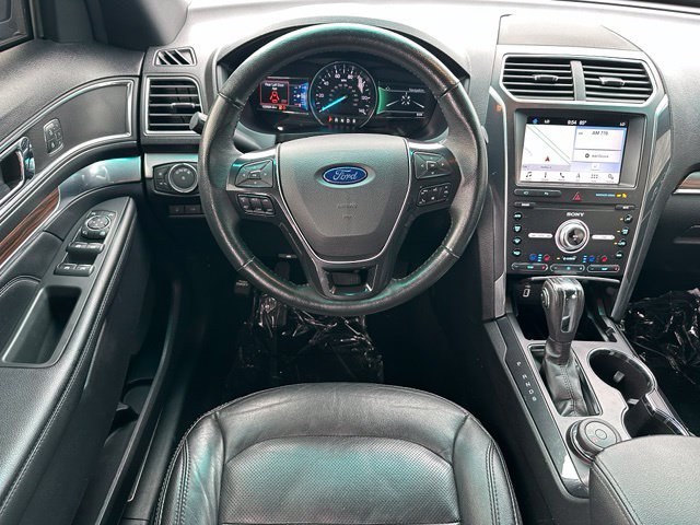 Certified 2019 Ford Explorer Limited w/ Class III Trailer Tow Package AWD/4WD image 16