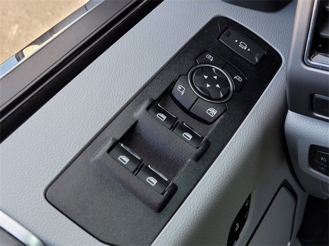 Certified 2022 Ford F450 Limited w/ FX4 Off-Road Package image 28