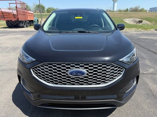 Certified 2024 Ford Edge SEL w/ Convenience Package AWD/4WD image 8