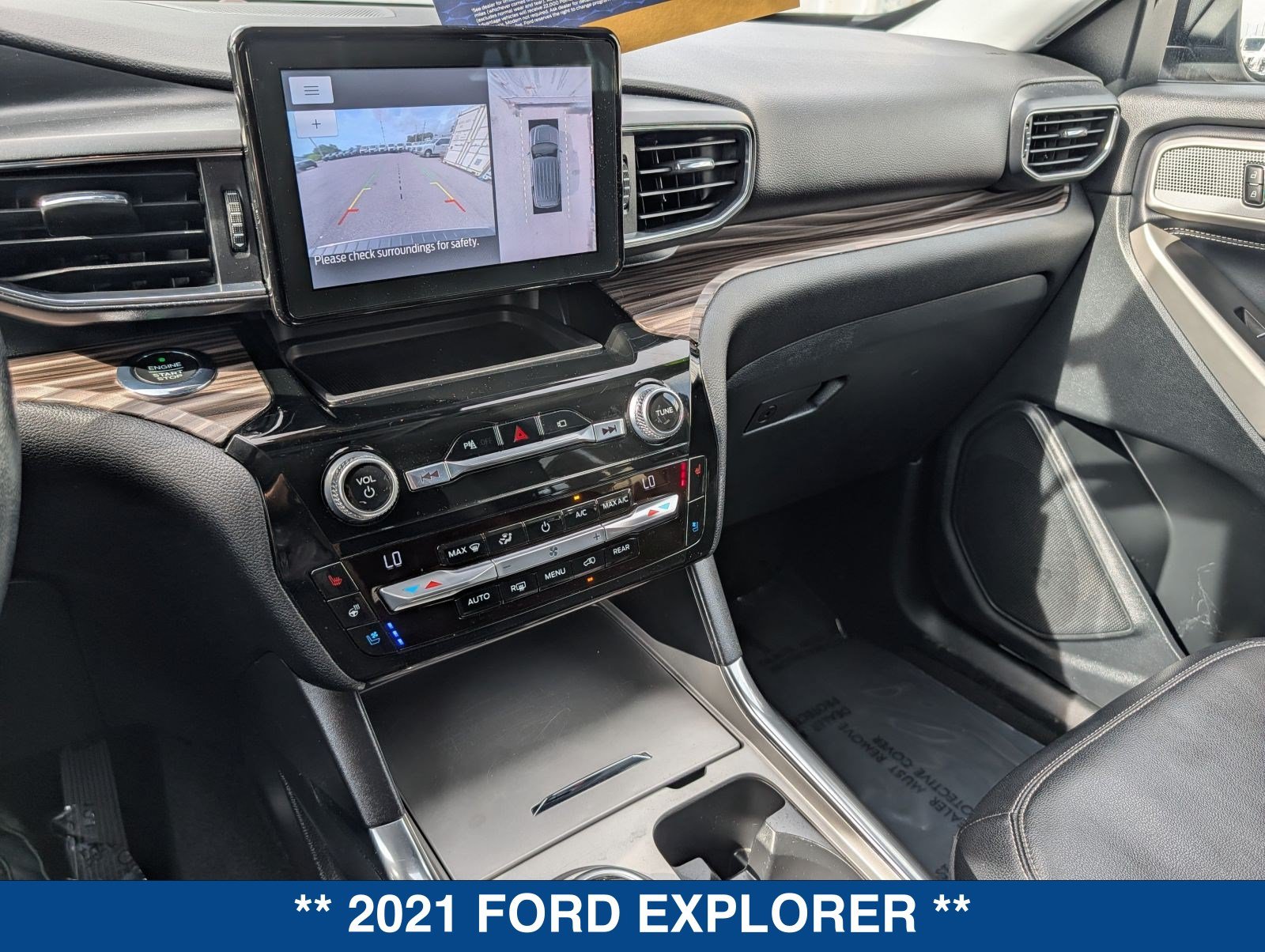 Certified 2021 Ford Explorer Limited w/ Equipment Group 301A RWD image 33