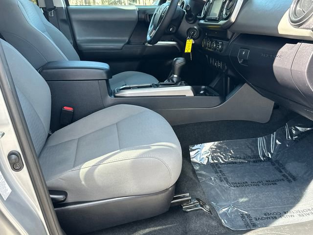 Used 2019 Toyota Tacoma SR5 AWD/4WD image 13