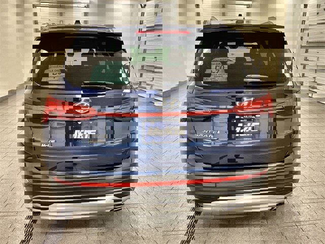 Used 2022 Hyundai Santa Fe SEL w/ Convenience Package image 2