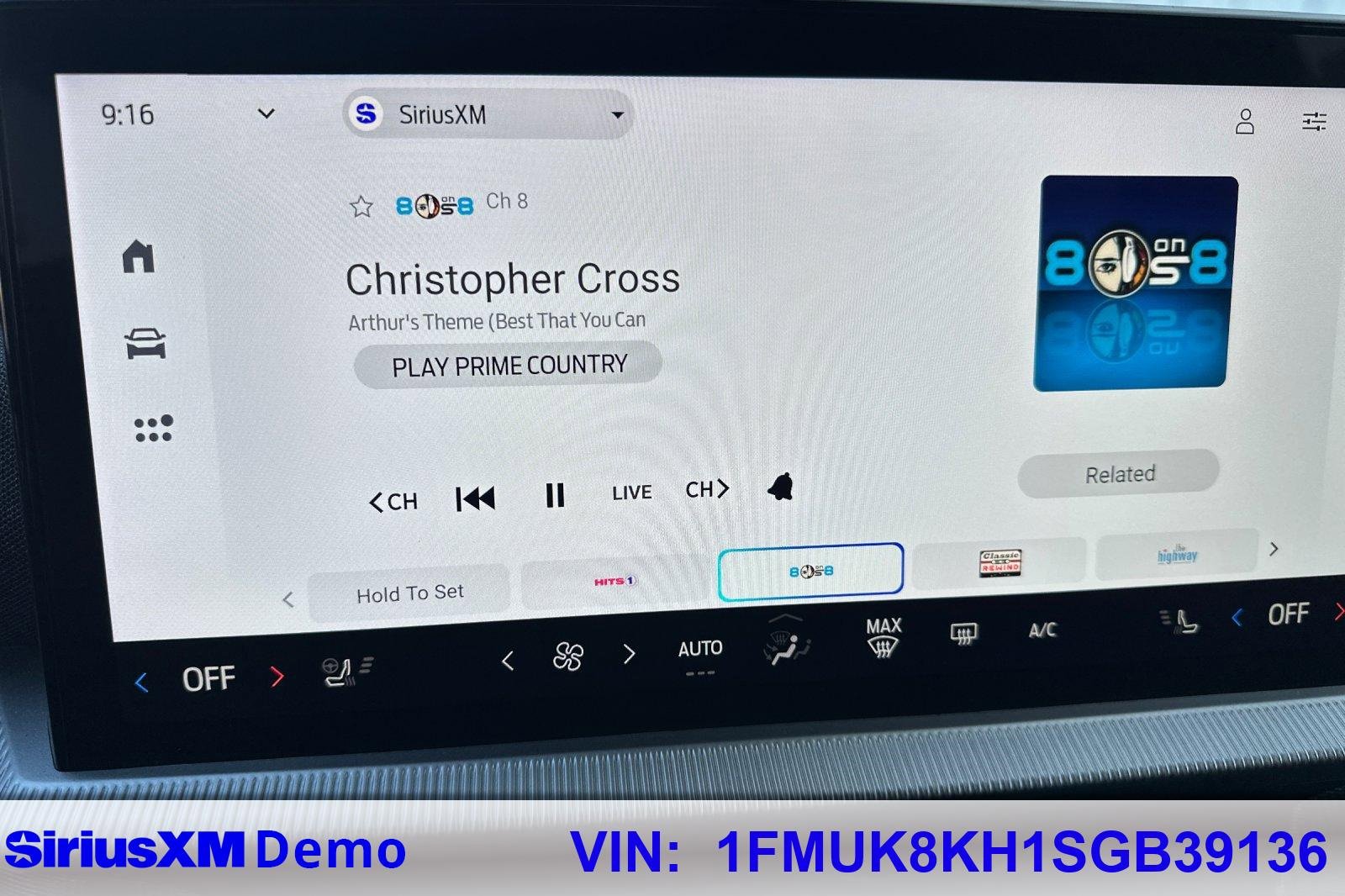 Certified 2025 Ford Explorer ST-Line w/ ST-Line Street Pack image 34