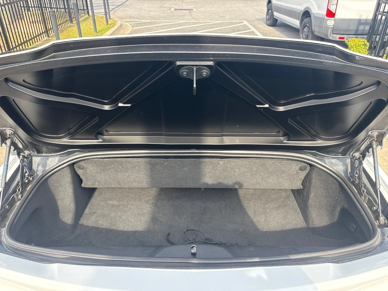 Used 2019 Chevrolet Corvette Stingray Convertible RWD image 25