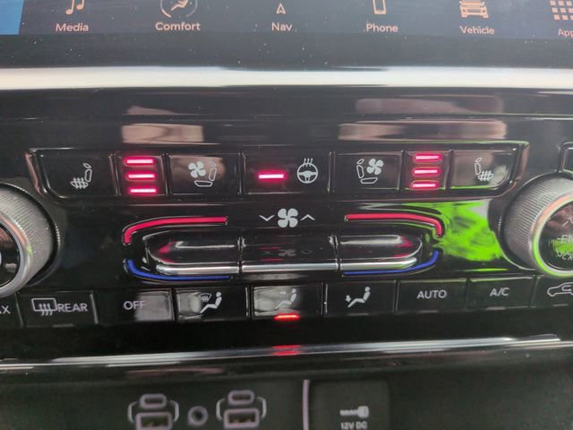 Used 2021 Jeep Grand Cherokee L Overland w/ Luxury Tech Group IV image 23