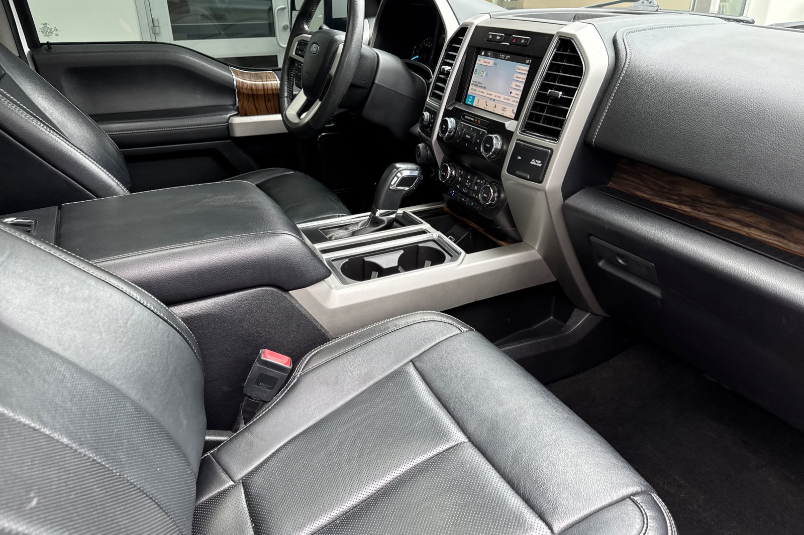 Certified 2019 Ford F150 Lariat w/ FX4 Off-Road Package AWD/4WD image 15