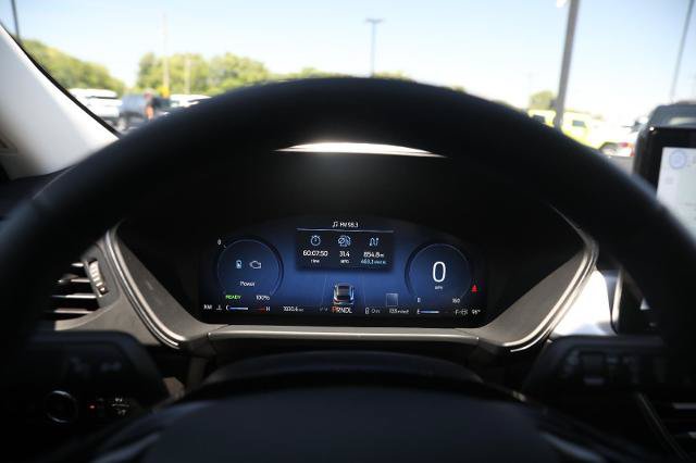 Certified 2025 Ford Escape SE w/ PHEV Premium Package FWD image 37