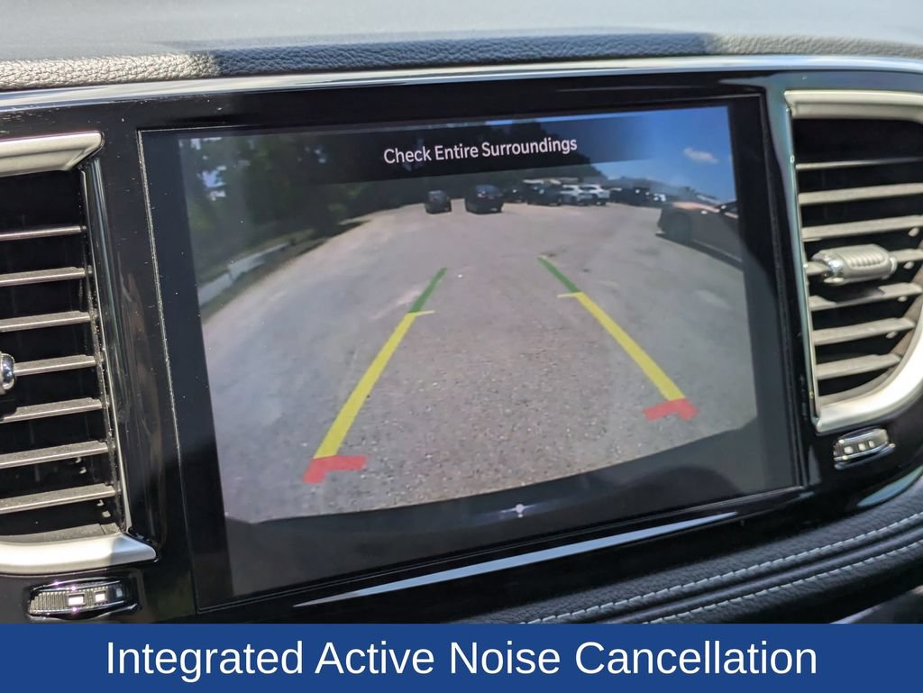 Used 2025 Chrysler Pacifica Select FWD image 22