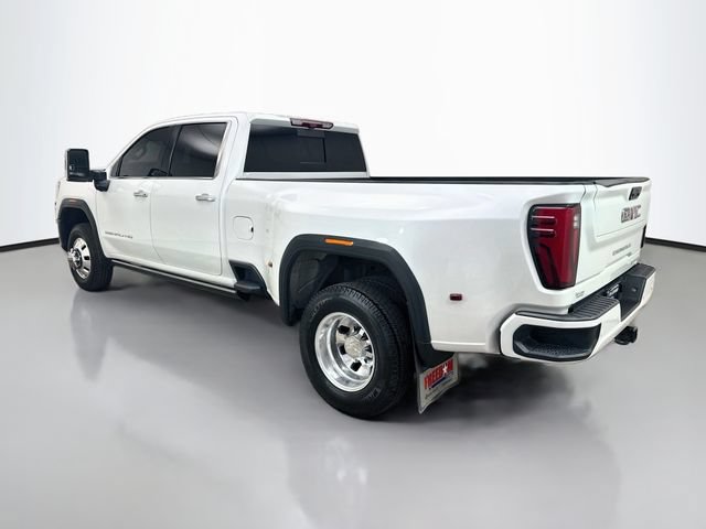 Used 2024 GMC Sierra 3500 Denali w/ Technology Package AWD/4WD image 5