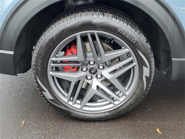 Certified 2025 Ford Explorer ST image 5