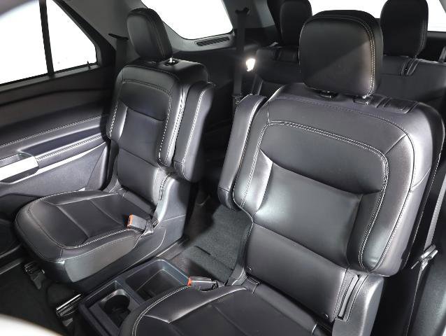 Certified 2021 Ford Explorer XLT w/ Equipment Group 202A image 13