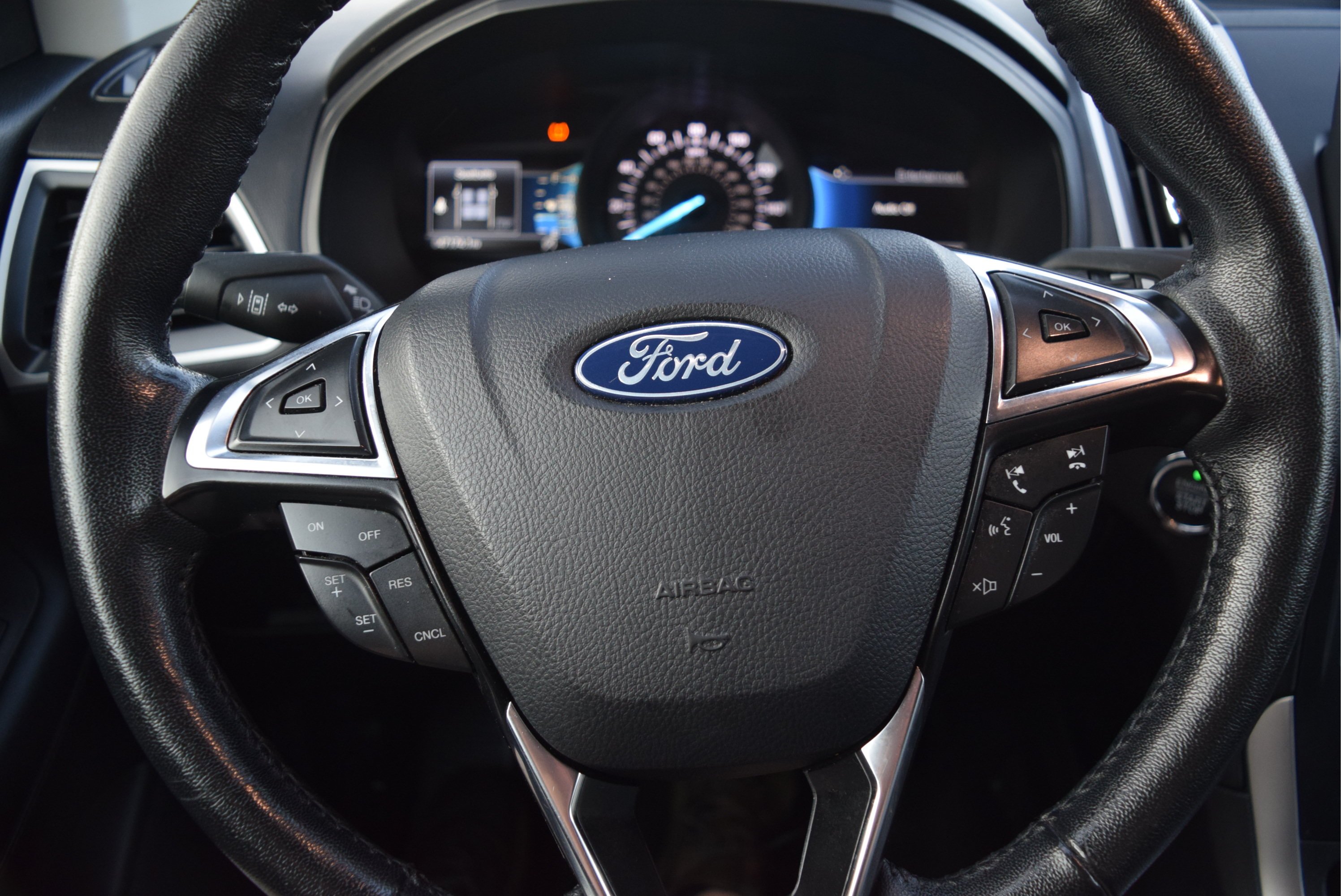 Certified 2024 Ford Edge SEL AWD/4WD image 10