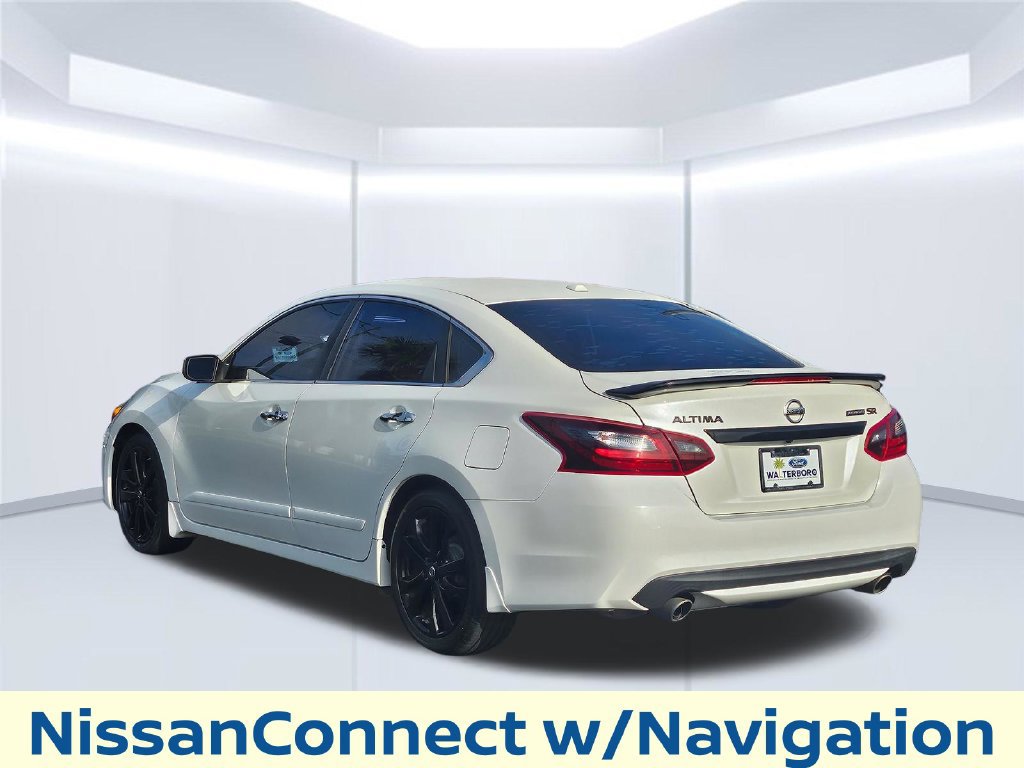 Used 2018 Nissan Altima 2.5 SR w/ SR Midnight Edition FWD image 18