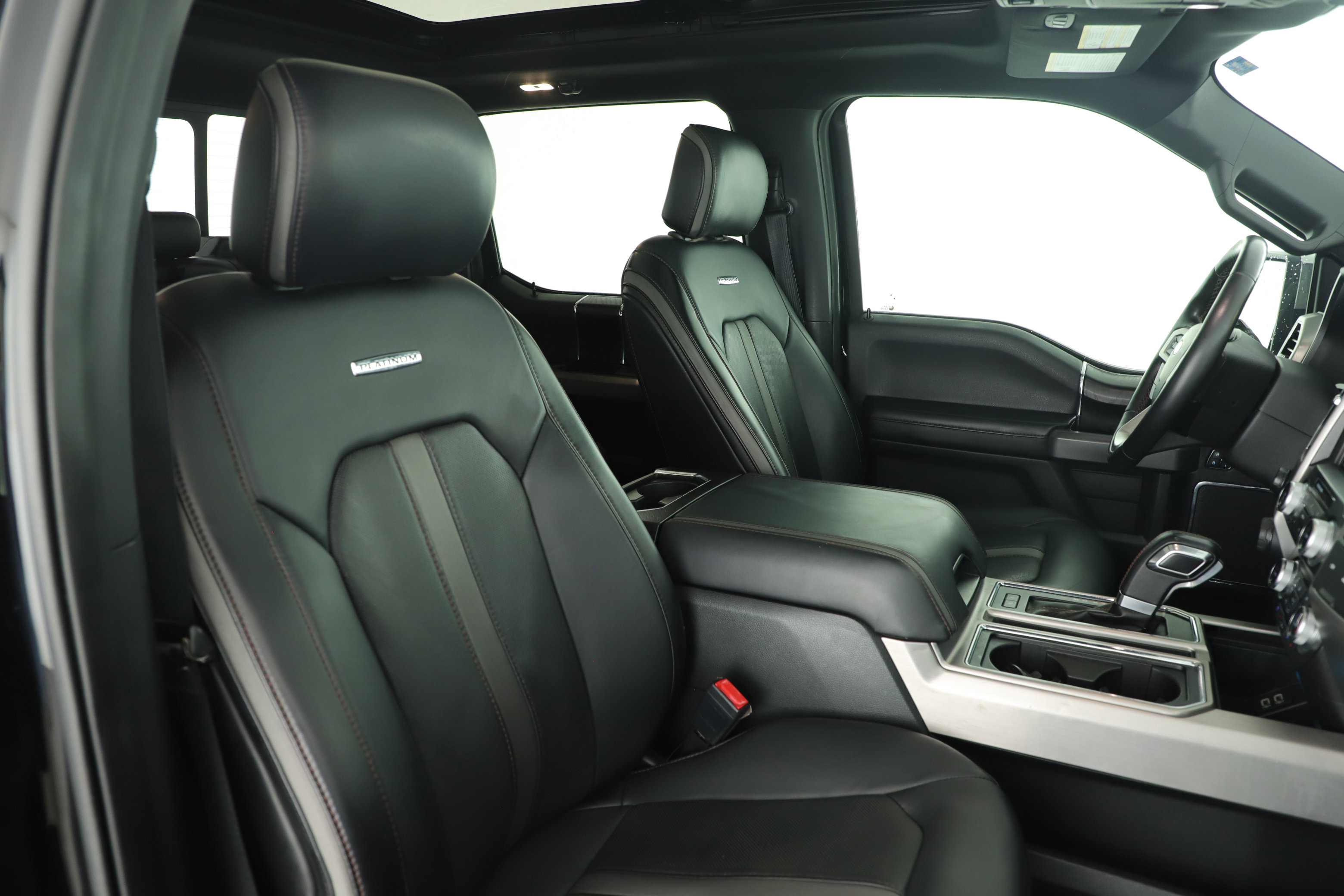 Certified 2020 Ford F150 Platinum w/ Equipment Group 701A Luxury image 16