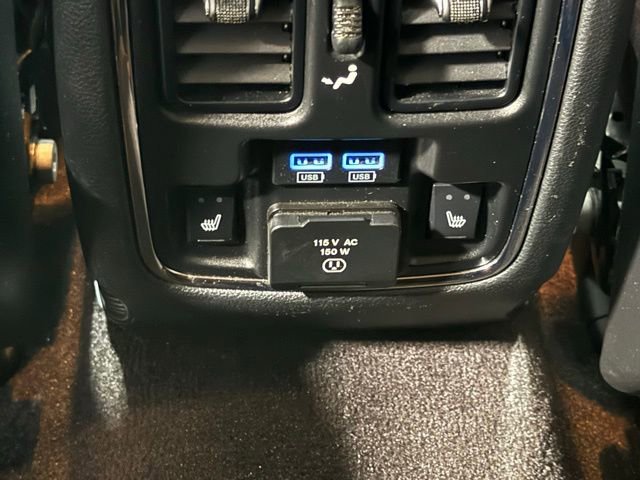 Used 2018 Jeep Grand Cherokee Limited image 35