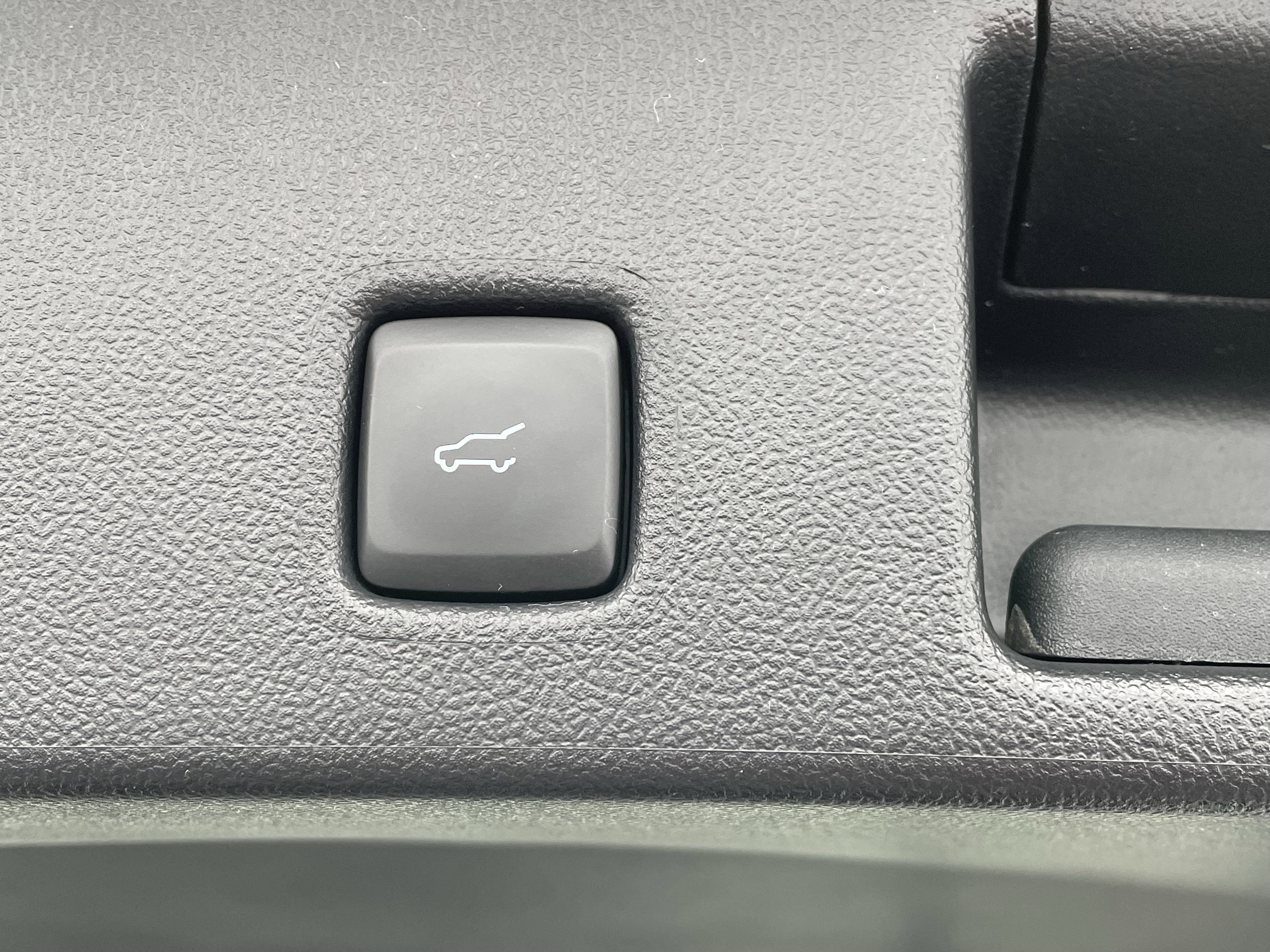 Certified 2022 Ford Escape Titanium w/ Titanium Elite Package image 7