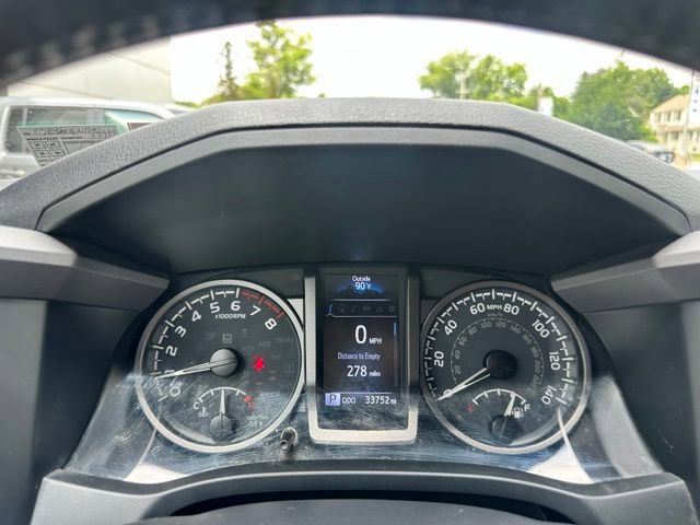 Used 2022 Toyota Tacoma TRD Sport AWD/4WD image 49