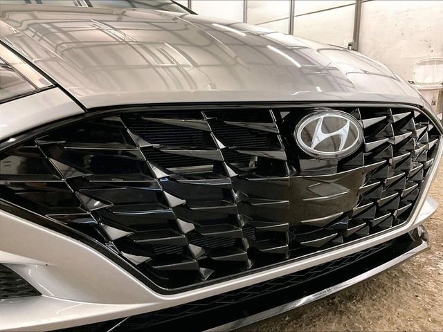 Used 2020 Hyundai Sonata SEL w/ Premium + Sunroof Package FWD image 29