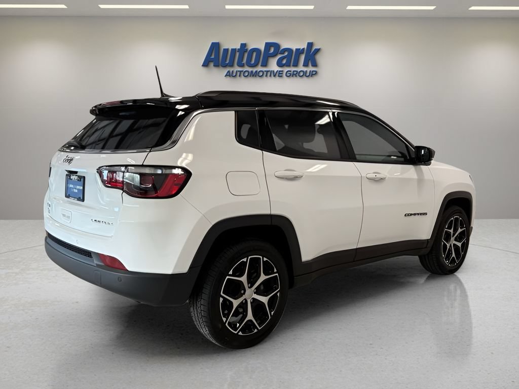 Used 2024 Jeep Compass Limited AWD/4WD image 7