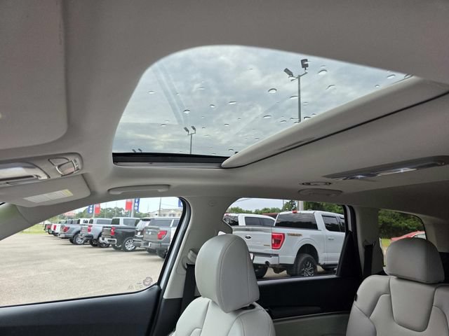 Used 2025 Kia Telluride S FWD image 13