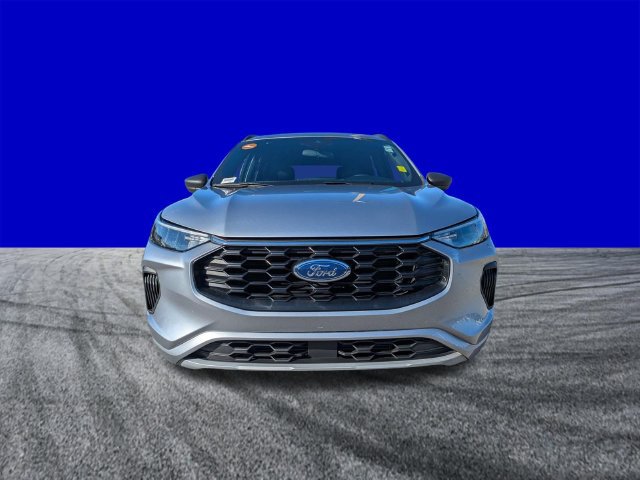 Certified 2023 Ford Escape ST-Line w/ Tech Pack #1 FWD image 9