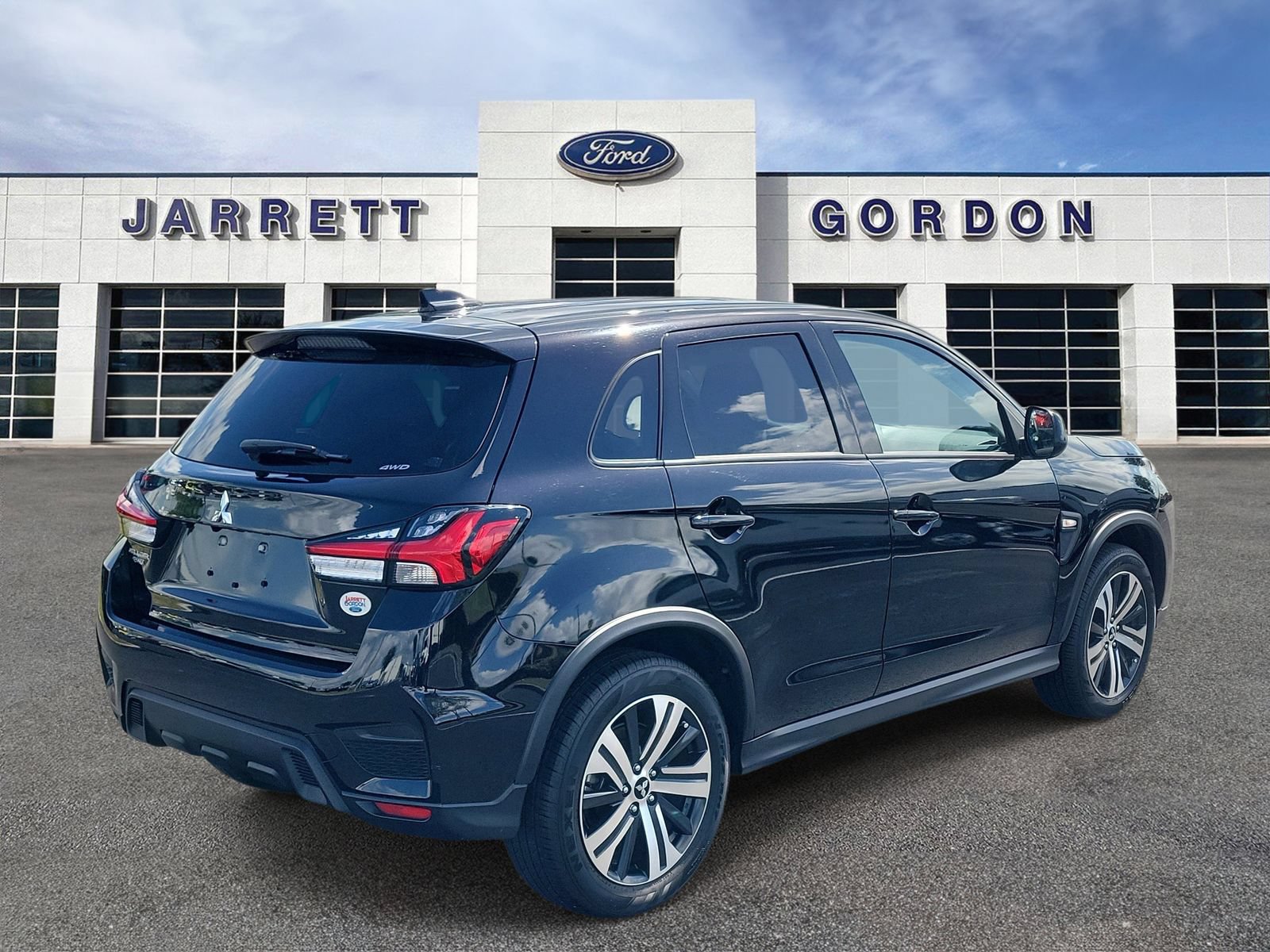 Used 2025 Mitsubishi Outlander Sport ES AWD/4WD image 4