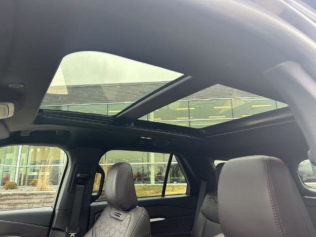 Certified 2025 Ford Explorer Platinum w/ LUX Leather Package image 25