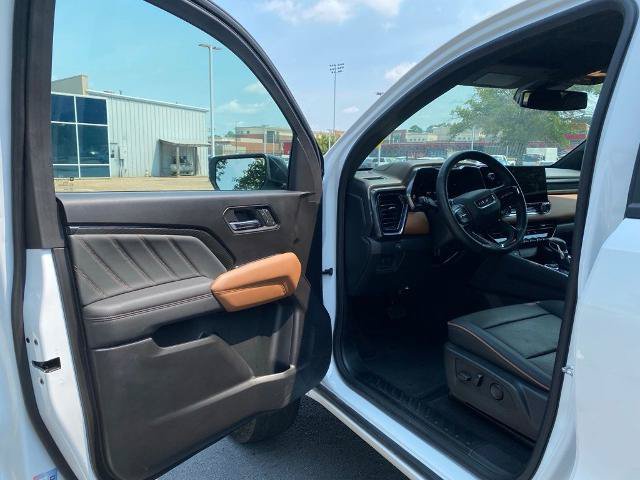 Used 2026 GMC Canyon AT4 w/ AT4 Premium Package AWD/4WD image 10
